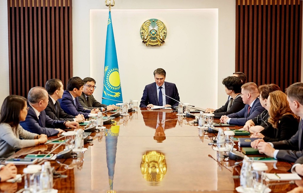 Ерболат Досаев Ұлттық банк басшысы лауазымындағы жұмысына кірісті