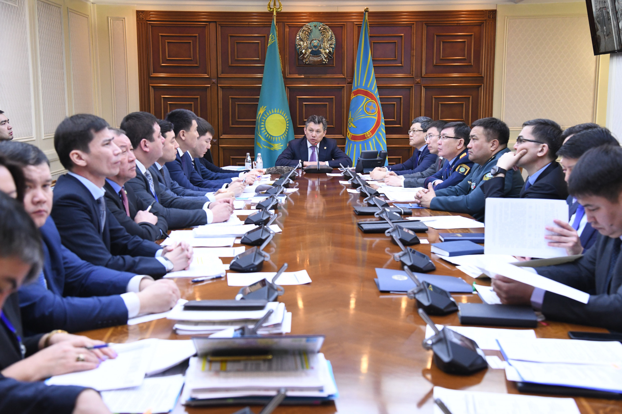 Бақыт Сұлтанов: «Қала батпаққа батқан»