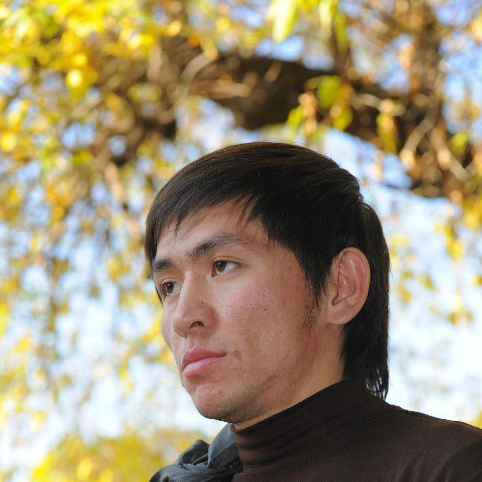 Екі қыр (әңгіме)