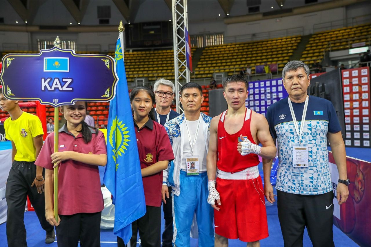 Бокстан Азия чемпионатының ширек финалдық кездесулері басталады