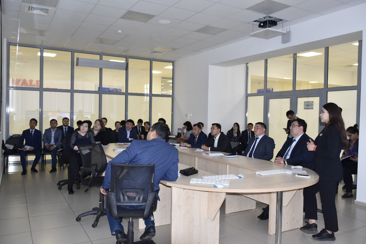 Елордалық iKomek орталығының тәжірибесі Қазақстанның барлық өңірлерінде қолданылады