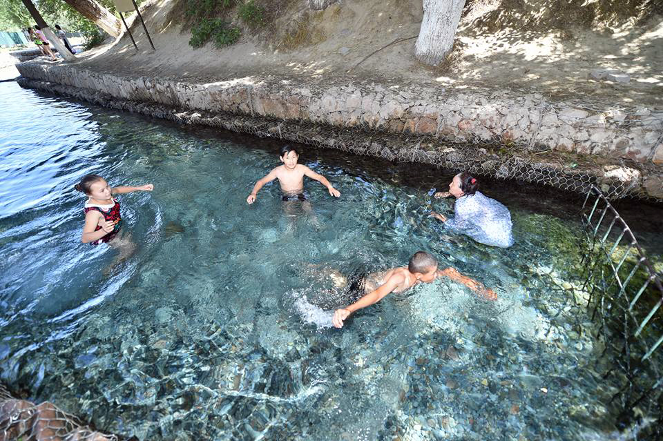 Шымкентте шомылу маусымына дайындық басталды