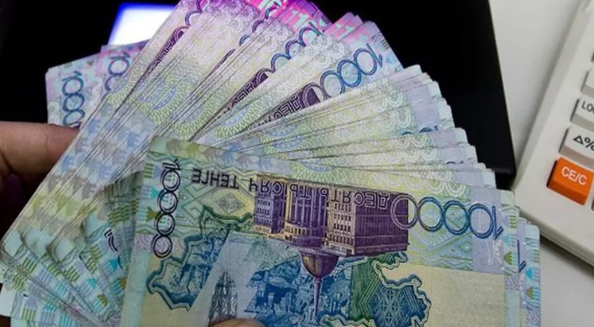 Шымкенттік кәсіпкер Арыстағы жарылыстан зардап шеккендерге 10 млн теңге аударды