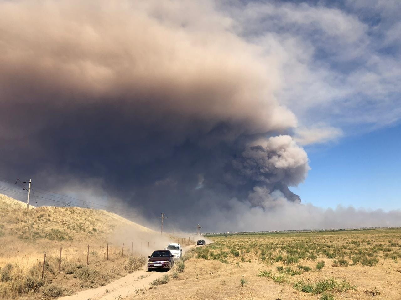 Egemen Qazaqstan ұжымы бір күндік жалақыларын Арыс тұрғындарына аударады