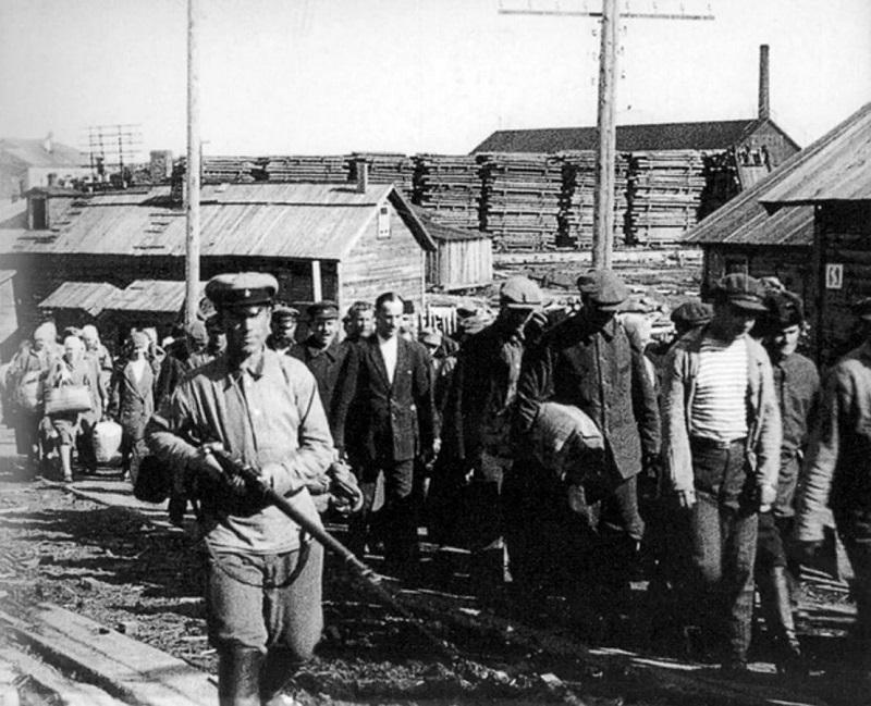 Қызыл қырғын құрбандары