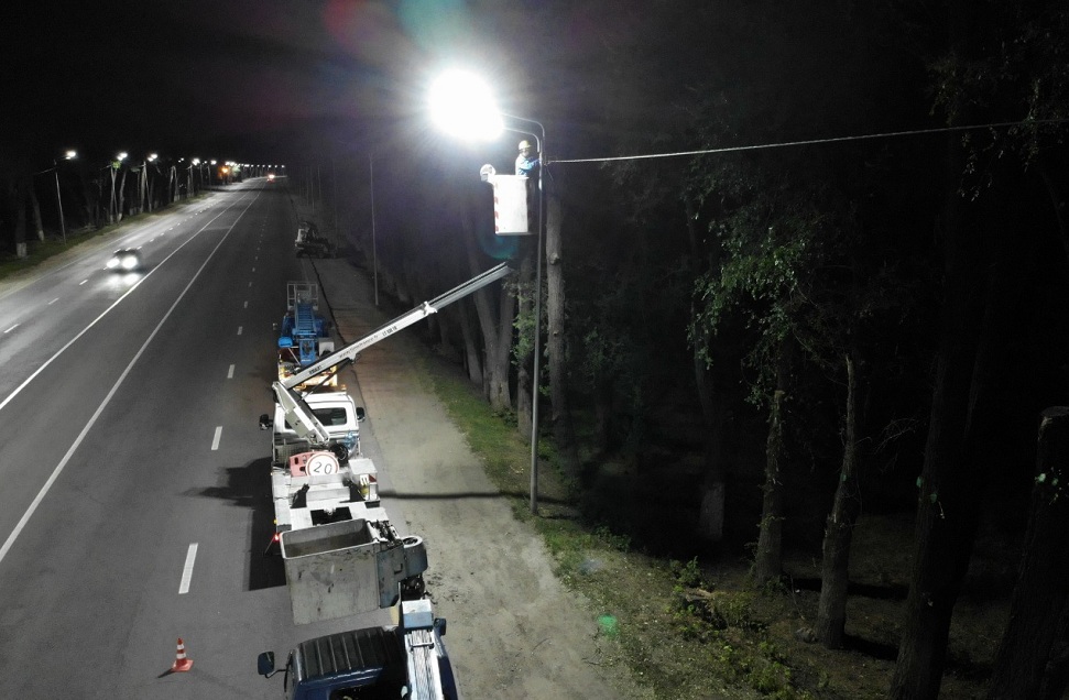 Алматының 120 көшесіне жарық шамдары қойылды