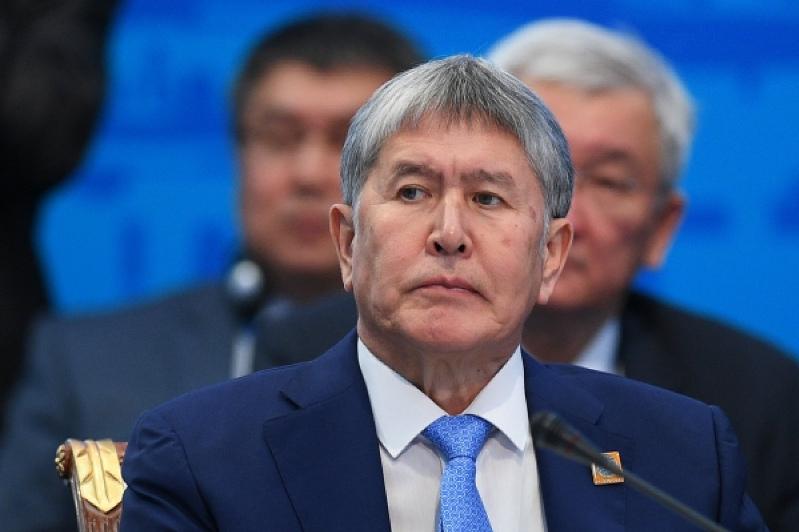 Алмазбек Атамбаев Канттағы Ресей әуе базасынан Мәскеуге ұшып кетті