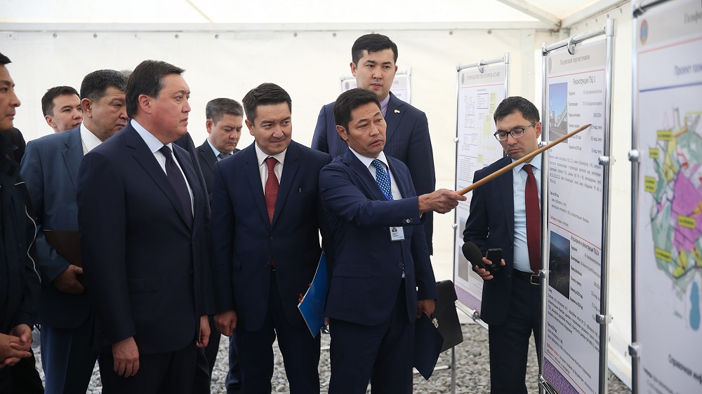 Асқар Мамин ЖЭО-3 құрылысының барысын тексерді