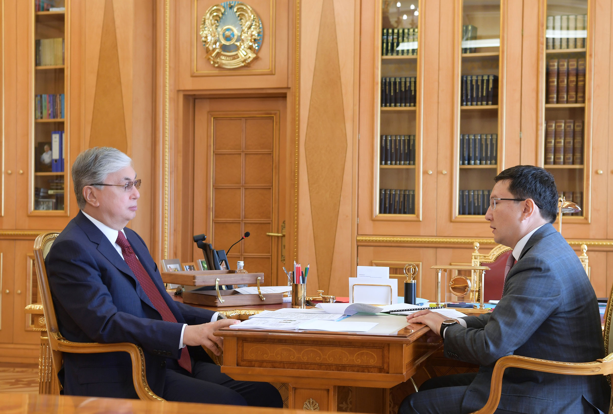 Қ. Тоқаев «Бәйтерек» ұлттық басқарушы холдингінің басшысы Айдар Әріпхановты қабылдады