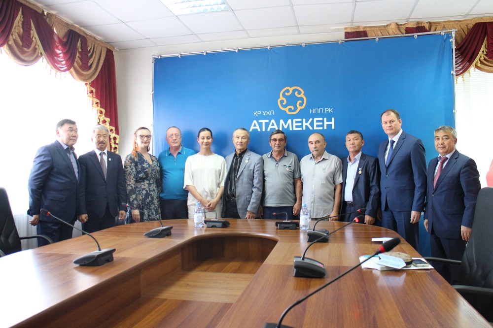 Қостанайда құрылысшылар марапатталды