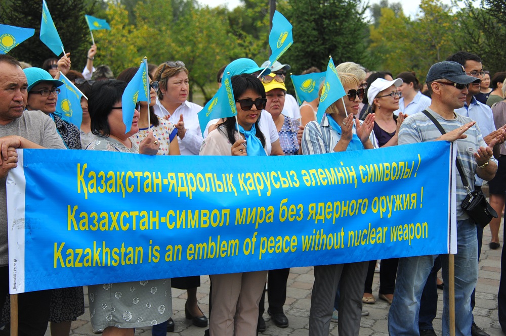 Семейде «Невада-Семей» антиядролық қозғалысының 30 жылдығына арналған «Бейбітшілік акциясы» өтті