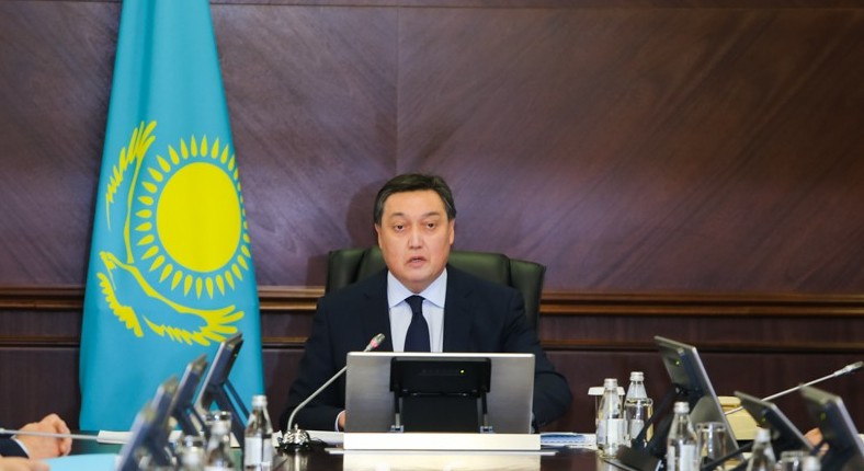 Асқар Мамин: Қазақстан экономикасының өсімі 8 айда 4,3% құрады