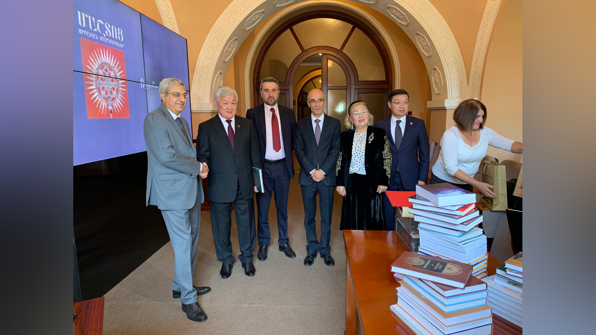 Бердібек Сапарбаев жұмыс сапарымен Арменияға барды