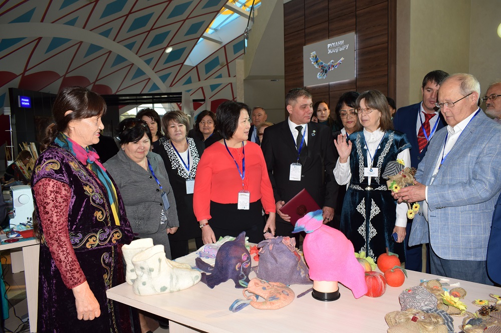 Жібек жолы бойындағы жарасымды сұхбат