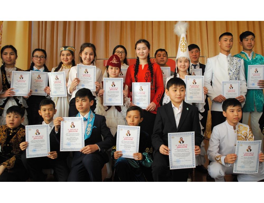 Абай әндерін шырқап, өлеңдерін оқыды