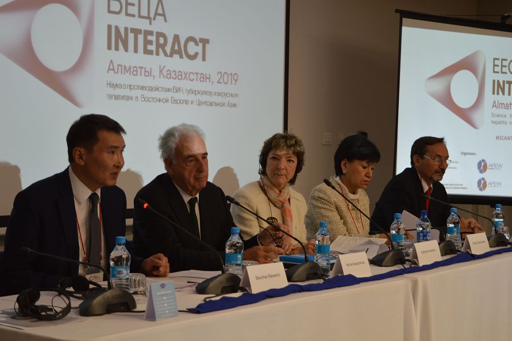 Шығыс Еуропа және Орталық Азияда 1,7 миллионға жуық адам АИТВ-мен ауырады