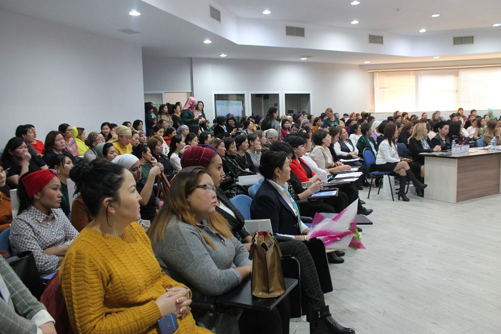 Түркістанда іскер әйелдер форумы өтті