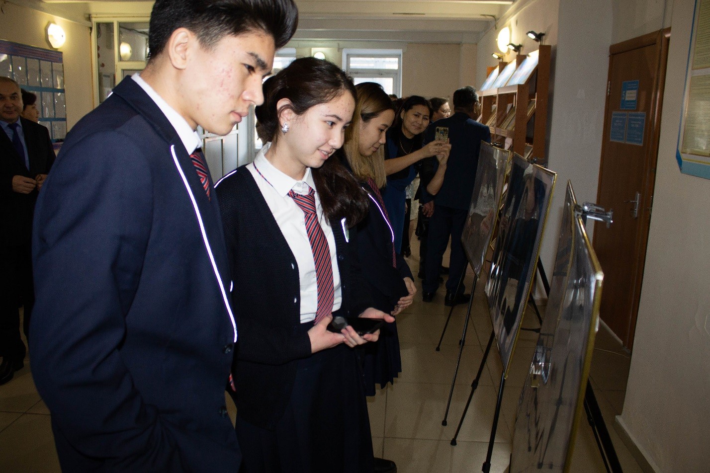 Елін сүйген ерге құрмет