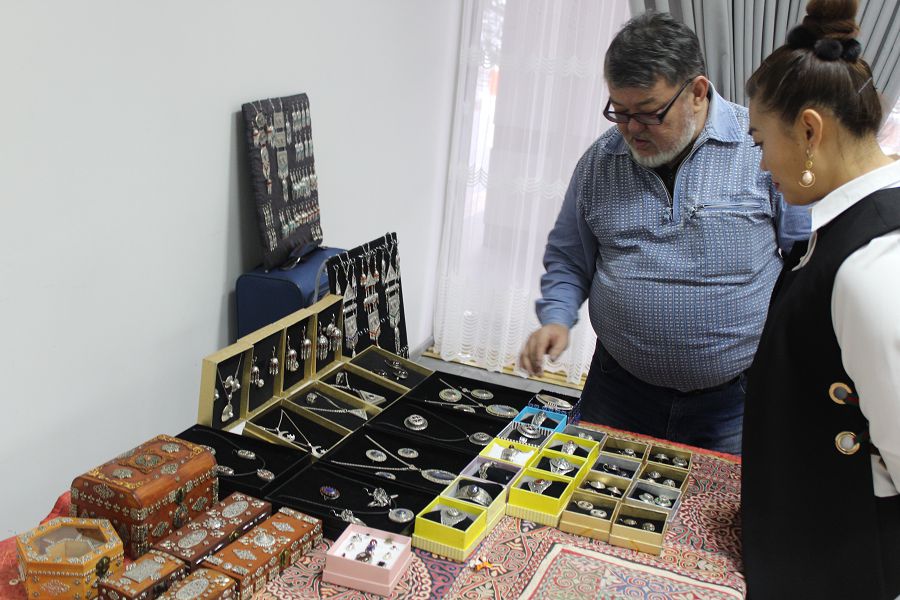 Алматыда «Ата өнері – ұрпаққа мұра» атты кездесу өтті