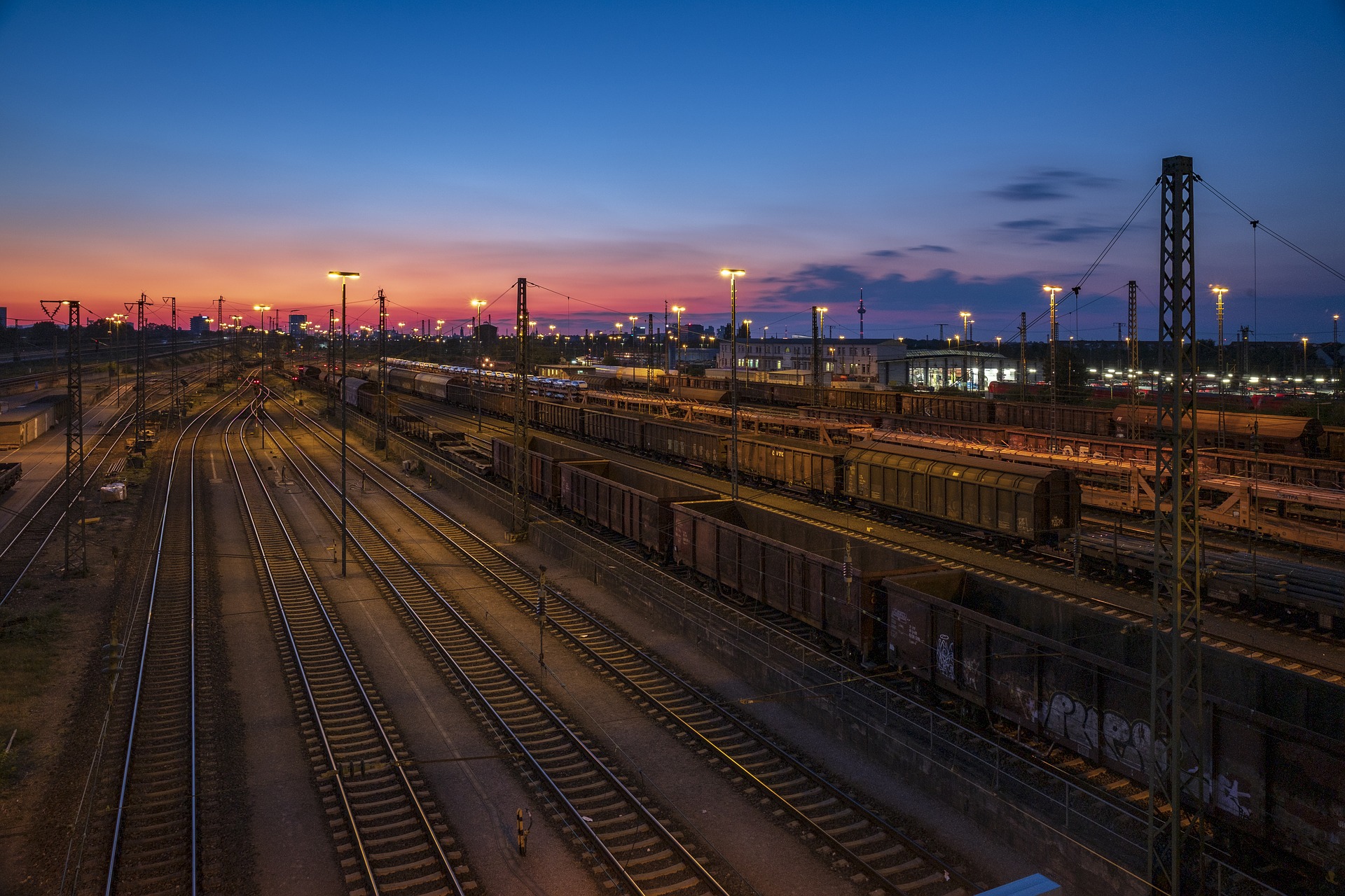 Парламент Сенаты теміржол көлігі мәселелері жөніндегі заң жобасын мақұлдады