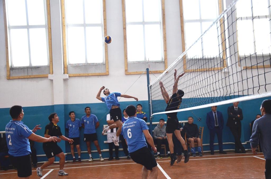 Бармақ батырдың құрметіне волейболдан турнир өтті