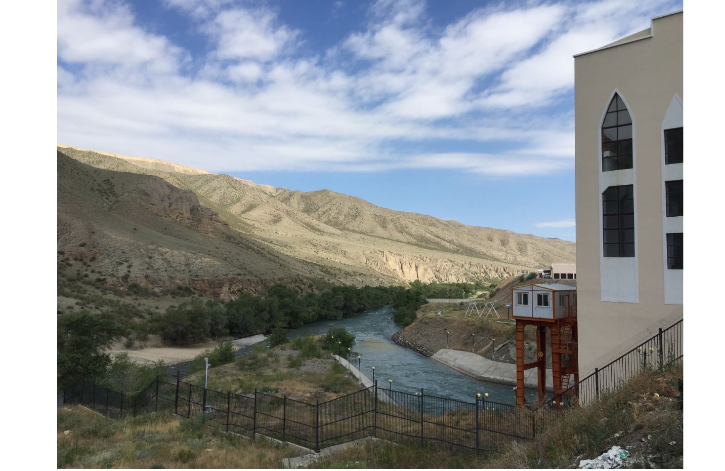 Мойнақ ГЭС-і еліміздің оңтүстігіне қажет электр энергиясын өндіреді