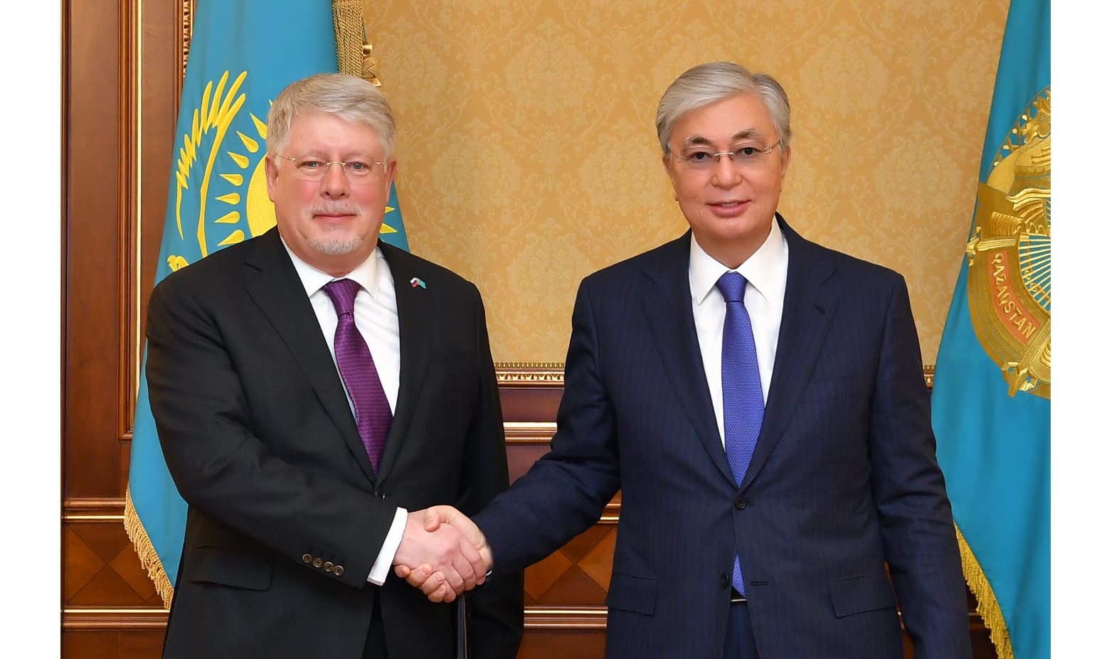 Ресей елшісін қабылдады