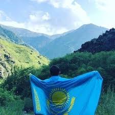 «Ұлтқа қызмет ету – мінезден»