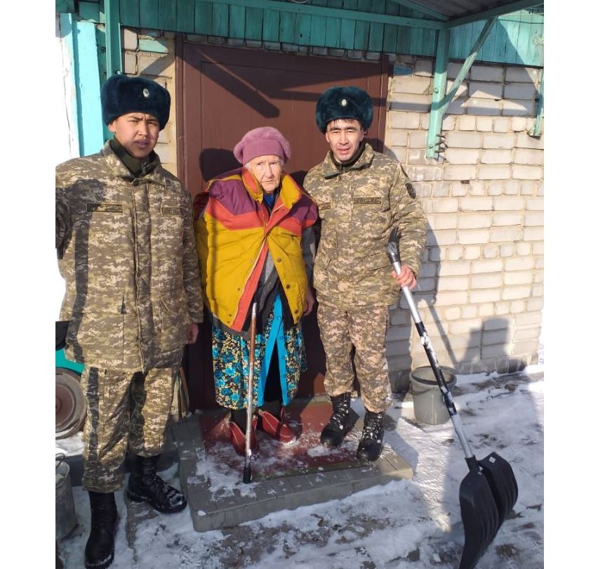 Ауған соғысы ардагерлерінің ата-аналарына қолғабыс жасады