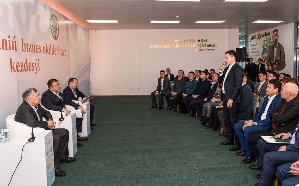 Қызылорда облысының әкімі кәсіпкерлермен кездесті