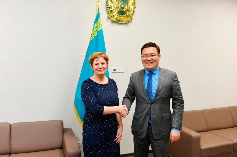 Германияның бас консулы Кристиана Маркерт Түркістанға келді