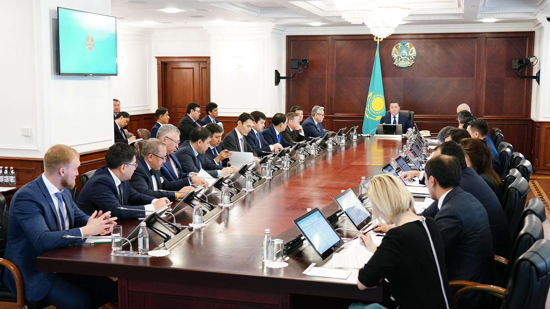 Мемлекет кәсіпкерлікті дамыту жөніндегі шараларды кеңейтеді - А. Мамин