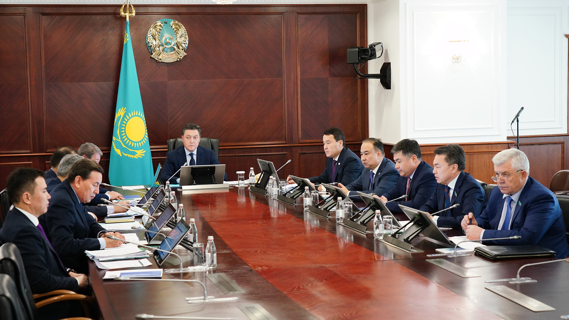Төтенше жағдай режимін қамтамасыз ету жөніндегі мемлекеттік комиссия отырысы өтті