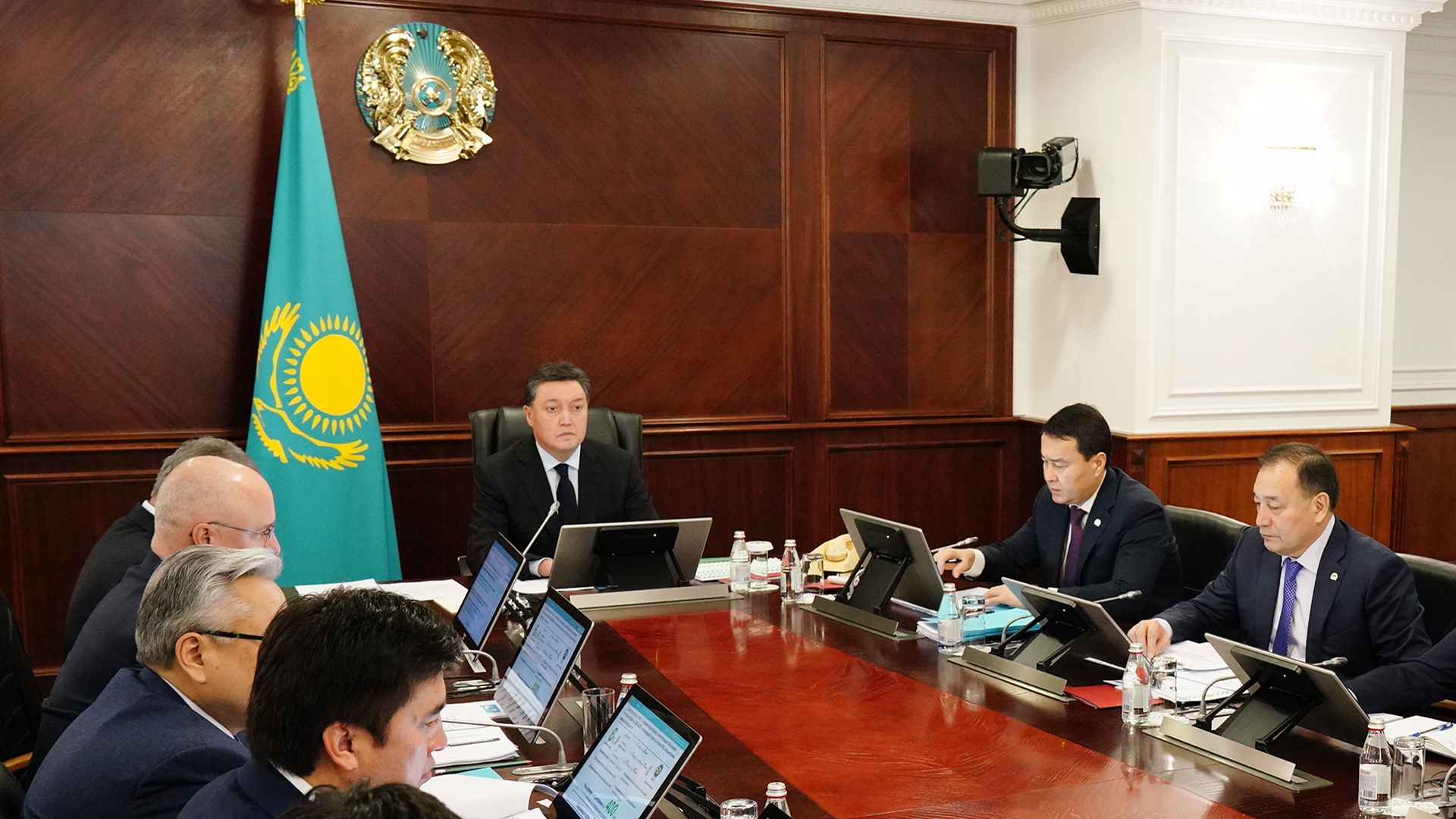 Салық мөлшерлемелерін белгілеудің тәртібі анықталады - Асқар Мамин