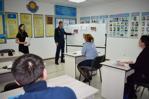 Полицейлер арасында Наурыз мейрамына орай қазақ тілінен ашық сабақ өткізілді