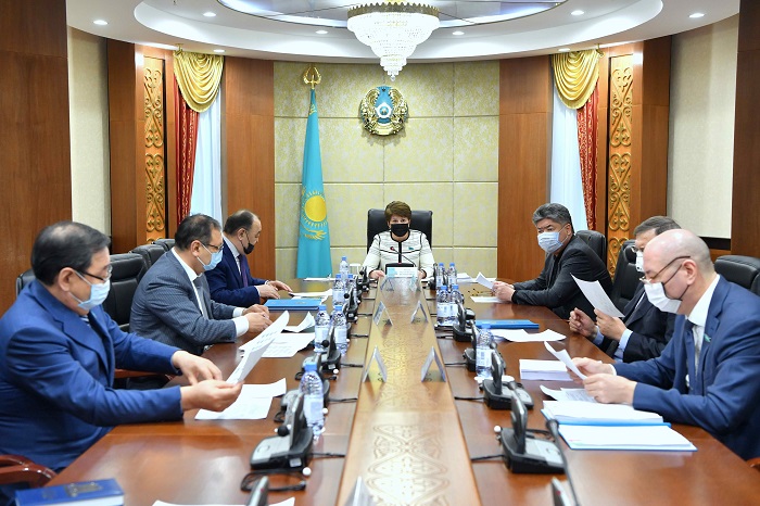 Сенаторлар қылмыстық жолмен алынған кірістерді заңдастыруға қарсы заң жобасын қарады