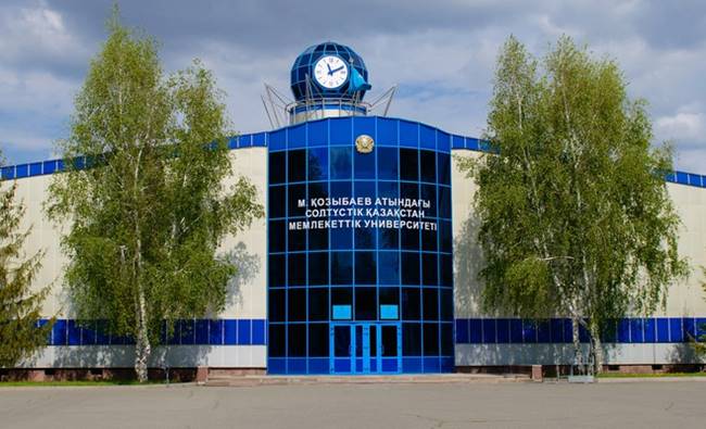 Қандас студенттермен онлайн-жиын өтті