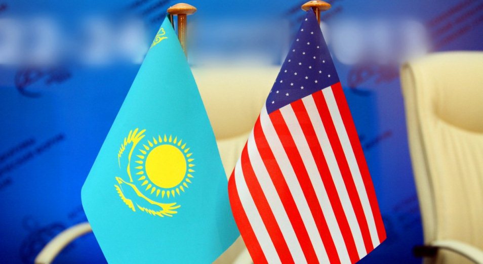 COVID-19: АҚШ вируспен күресу үшін Қазақстанға көмектеседі