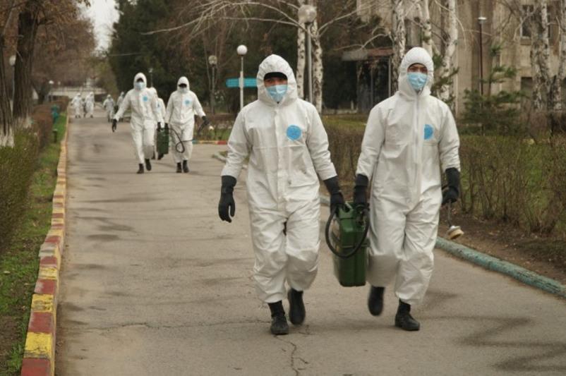 Алматы: 15 мамырдағы көпқабатты үйлер мен спорт алаңдарын дезинфекциялау кестесі