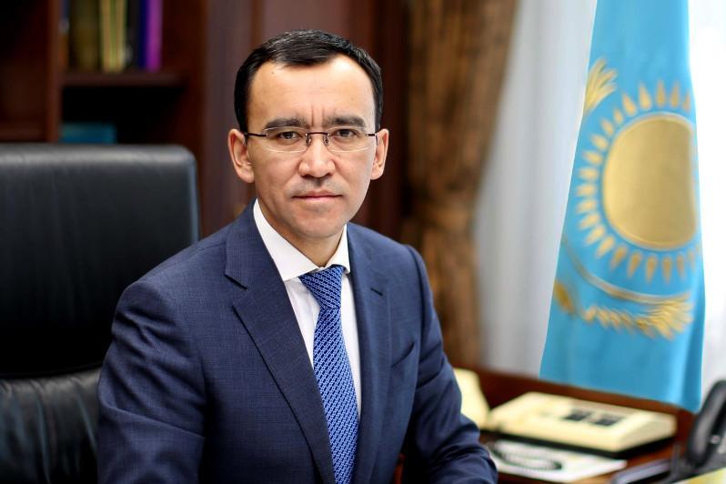 Мәулен Әшімбаев: Қазақстандағы кәсіби парламентаризмнің жаңа кезеңіне жол ашады