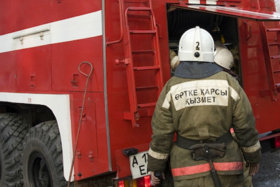 Петропавлда дүкен өртене жаздады