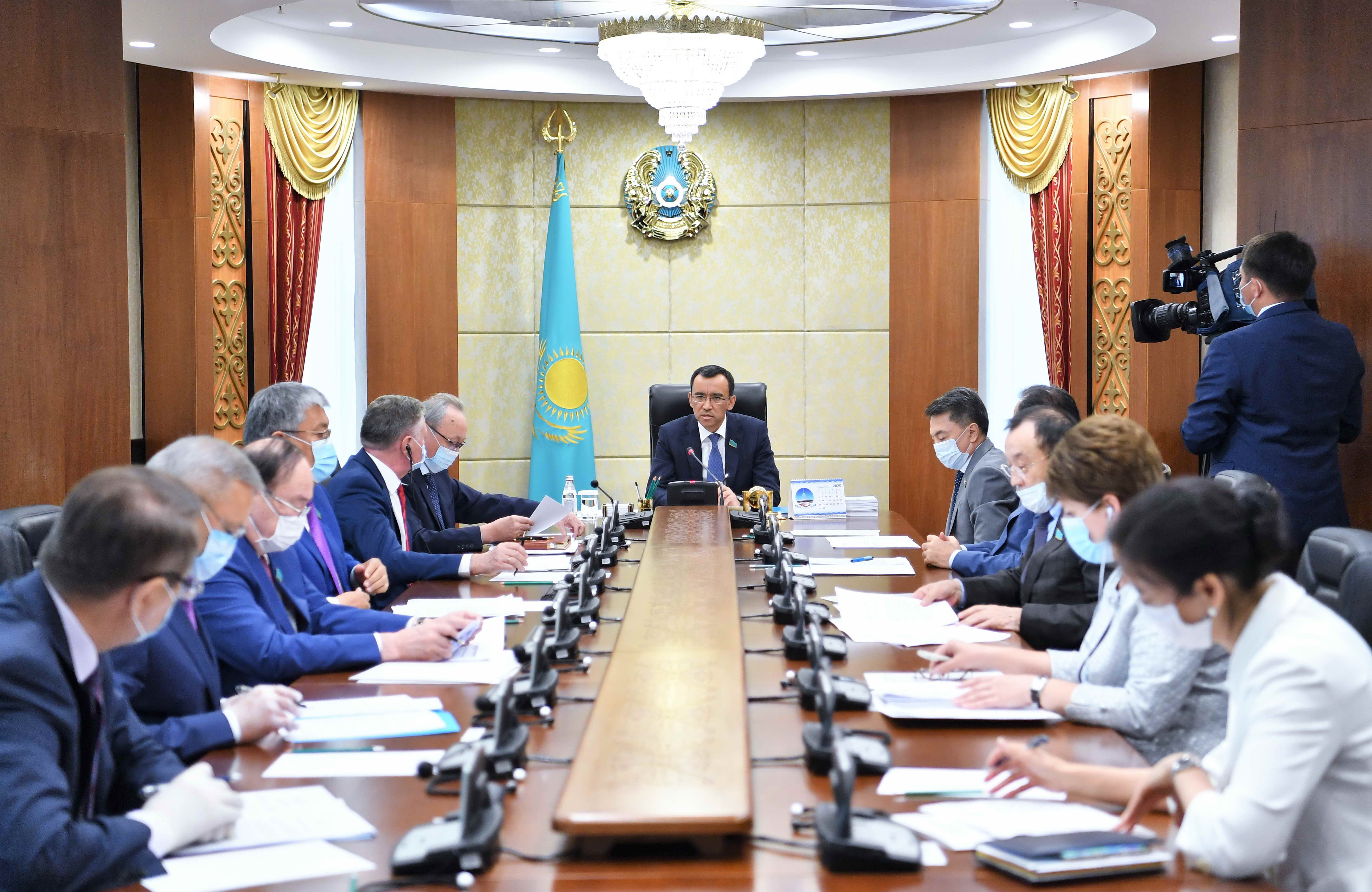 Сенаторлар Денсаулық туралы кодекс жобасын қарайды