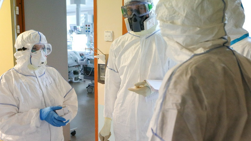 Ресейде бір тәулікте 8 мыңға жуық адам коронавирус жұқтырған