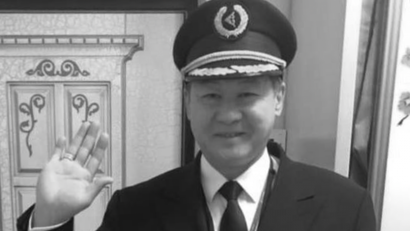 Қазақстандық әйгілі ұшқыш пневмониядан қайтыс болды