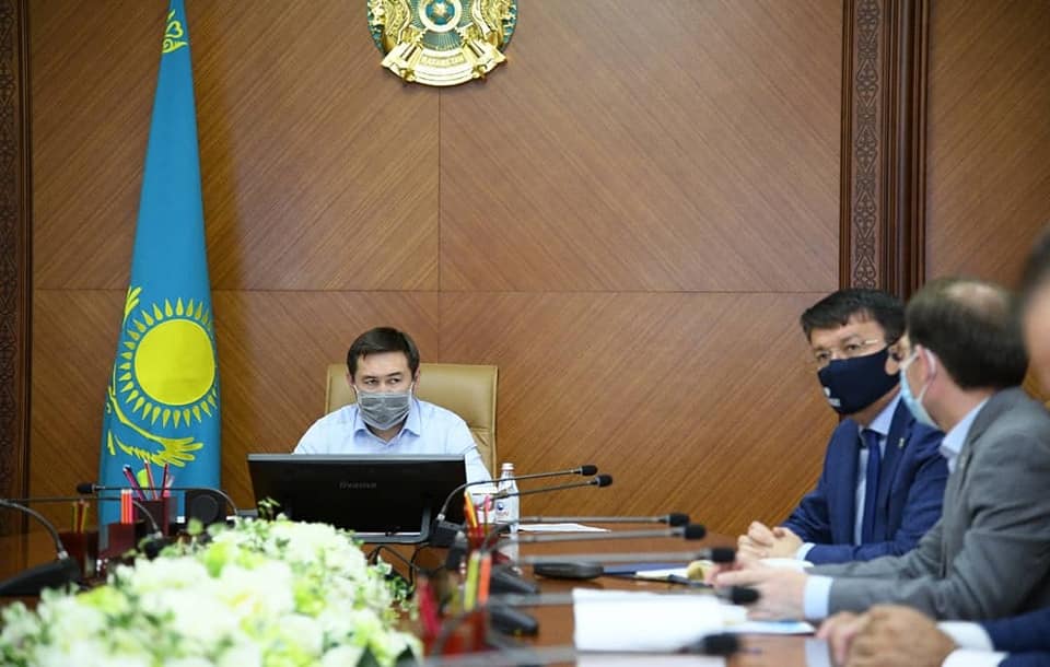 Мұрат Әйтенов коммуналдық қызметтердің жұмысын сынға алды