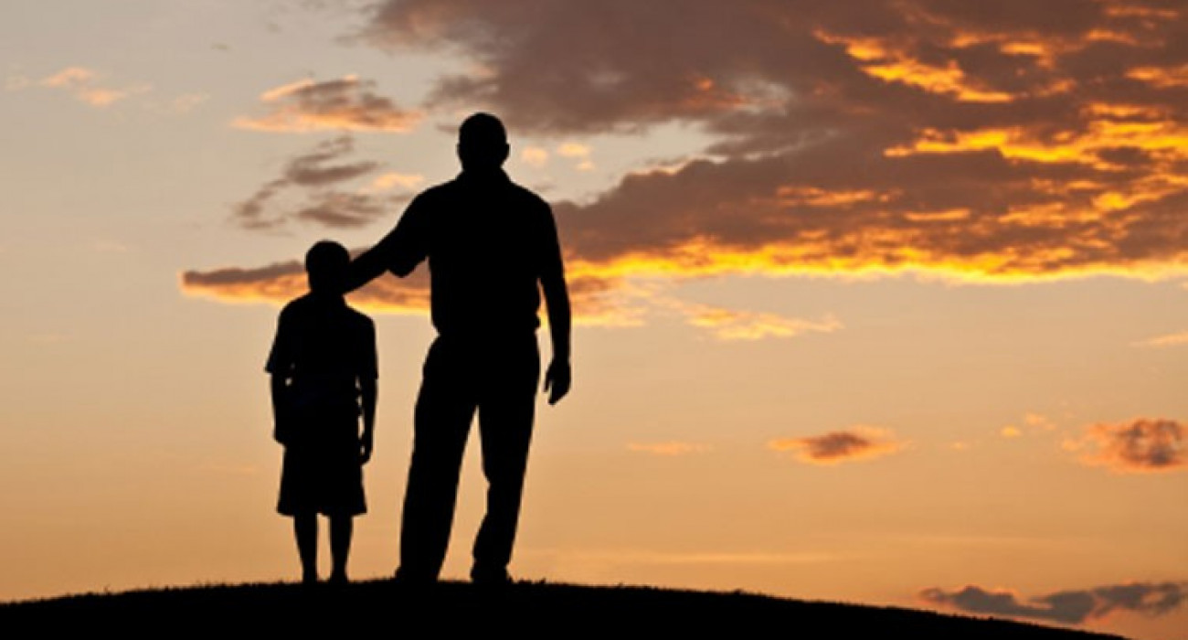 Еркектер лесбиянкаға сәукеледі