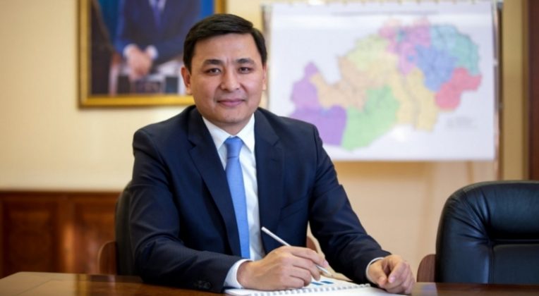 Елорда әкімі "Астана ақшамы" газетін мерейтойымен құттықтады