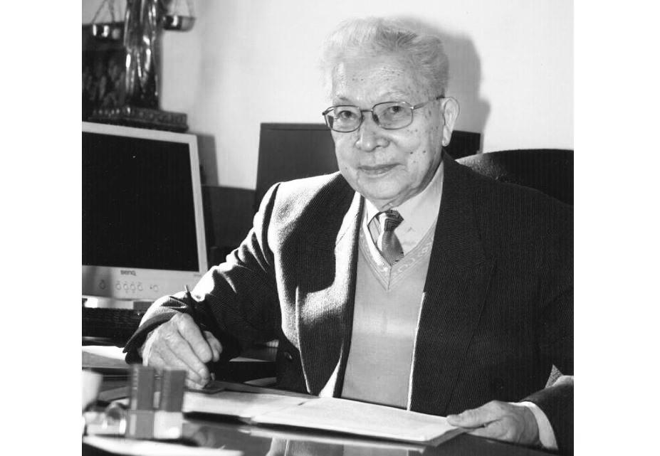 Сенатор: Академик Зимановтың 100 жылдығы елеусіз қалмауы керек