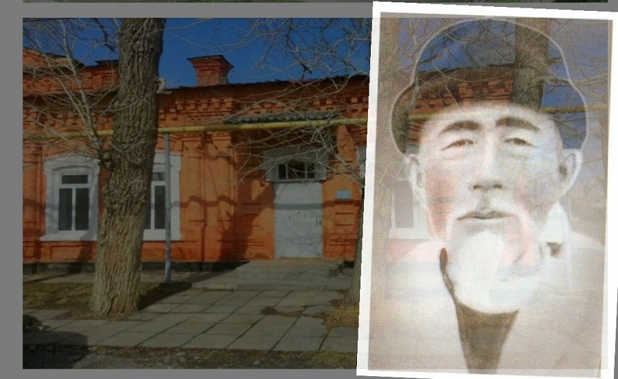 Кірпіші көне көпестің үйі