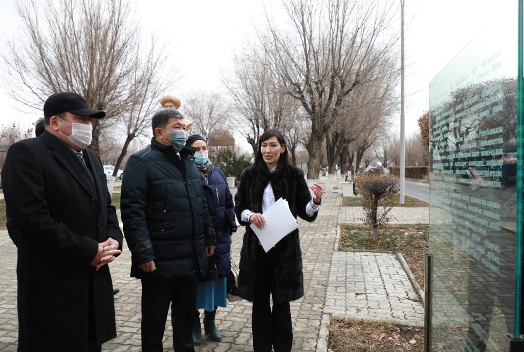 Атырауда “Мемлекеттік қызметшілер” аллеясы ашылды